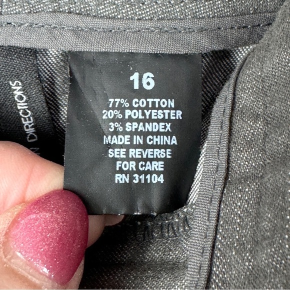New Directions Gray High Rise Dress Capri Pants Women's 16 Zippered Pockets - Picture 7 of 7